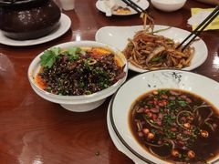 美味蕨根粉-龙凤瓦罐煨汤馆(清江东路店)