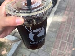 -瑞幸咖啡(杭州绿地中央店)