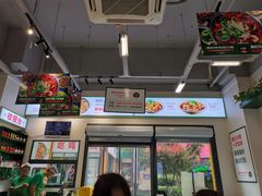 -晓彭肥肠鸡·泡椒鸡火锅(水木天地店)