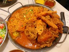 炸鸡配番茄意大利面-HOTISLAND海鸡岛·韩国料理(江南西店)