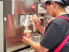 -DQ·蛋糕·冰淇淋(大宁国际商业广场店)