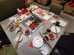 -海底捞火锅(高新万达店)