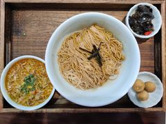 蟹粉黄金捞面-蟹上黄·蟹黄面·江南糖水(人民广场店)