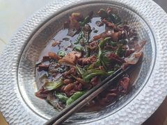 -严记小天府酸菜鱼(西四路店)