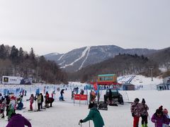 -亚布力新体委滑雪场