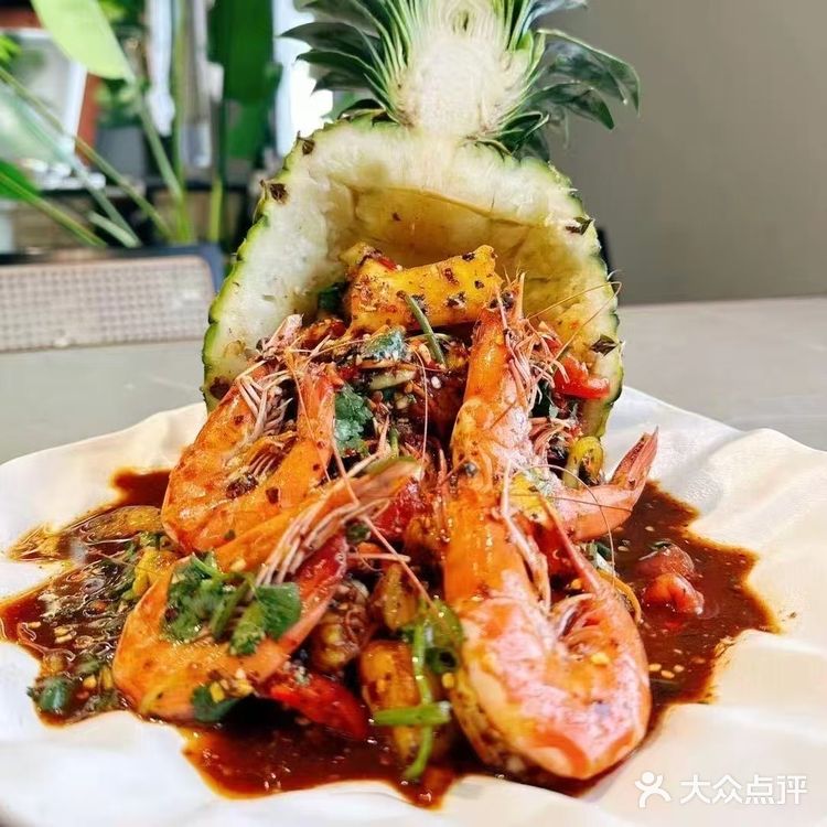 【美食探险家召集令】快来菻枝融合菜餐厅打卡！