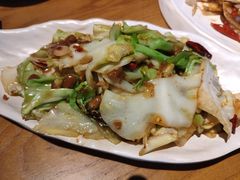 水豆豉手撕包包菜-隔壁老王·家常云南菜(花巷店)