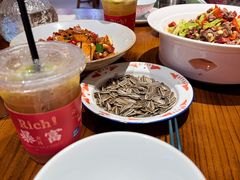 -黄弟大排档·湖南菜·小龙虾·小海鲜(凯旋北路店)
