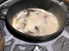 -三人行骨头王火锅(长寿店)