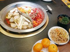 -沸炉重庆老火锅(军事博物馆店)