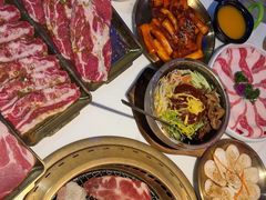 -炙城·韩式烤肉(南京东路店)