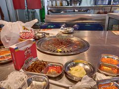 -哈哈碳都·牛肋条无限自助烤肉(台江万达店)