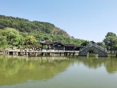 -灵岩山风景区