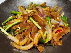 双葱酱爆牛百叶-陶陶居酒家(新天地店)