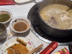 -三人行骨头王火锅(长寿店)