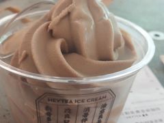 锡兰红茶冰激凌-喜茶(上海打浦桥日月光gelato lab+店)