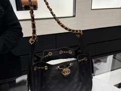 -CHANEL(恒隆广场店)