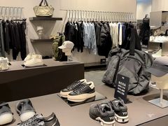 -首创奥特莱斯(西安店)