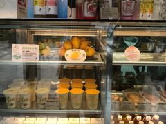 面包甜点陈列柜-喜茶(武汉范湖万达广场店)