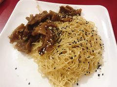 牛筋腩面-阿一猪红汤(总店)