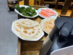 -肖肖酸萝卜鱼火锅(总店)