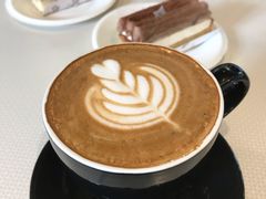 -Dough&Joe团憩(瑞虹天地月亮湾店)