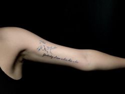 -木子·纹身店TATTOO穿孔·洗纹身