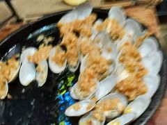 -何师烧烤Pro ·江湖川菜·小龙虾·精酿(太古里旗舰店)