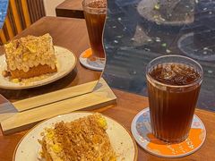 -C.Y Cafe