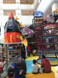 -星际乐园(红博中央公园店)