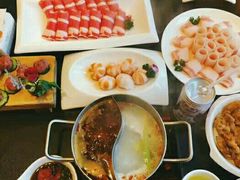 -小天鹅火锅·一线江景洪鼎旗舰店(洪崖洞店)
