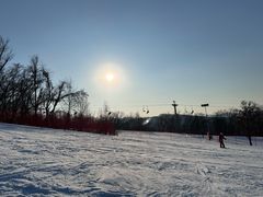 -庙香山滑雪场