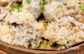 Tao Ran Sticky Rice Pork Ribs