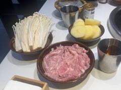 -卤校长老火锅(杨家坪直营店)