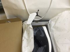 air&nbsp;jordan&nbsp;1mid-NIKE品牌体验店(南京东路店)