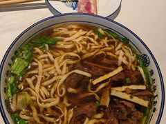 -镇南锅盖面馆(解放路店)