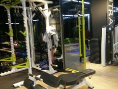 -Liking Fit24小时智能健身(金汇路韩国街店)