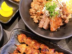 超级炙烧牛三拼丼-町门烤肉拌饭专门店(新天地店)