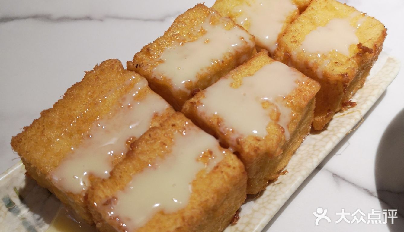 之前去吃的，下午没什么人，店里比较空