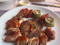 法式鸭胸肉拌焦糖苹果-火车头法国西餐厅