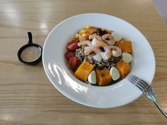烤南瓜鲜虾沙拉-F+轻食健身赋能空间(中华北路国贸商场店)