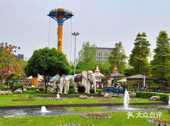景点名：成都国色天乡2期水上乐园  地址：成都市温江