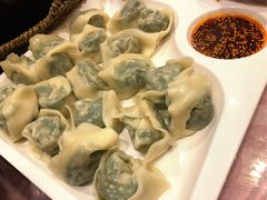 韭菜肉馄饨-西新饭店(城中店)