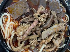 -伟伟羊杂馆