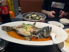 -鑫悦楼煎蟹·16年海鲜大排档