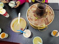 -撒拉人家.酸菜牦牛肉火锅