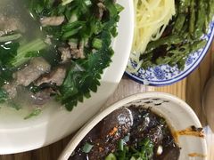 -杨三孃跷脚牛肉(清凤时代店)