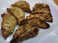 烤饺子-郑贵初烧烤·烤凤爪的发明者(王家湾店)