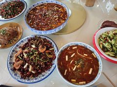 -牟记江湖特色重庆菜鱼蛋小龙虾黄鳝鸡腰(巴南区鱼洞鲁能店)
