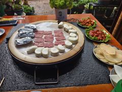 -老姐石板烧烤+铜炭火锅(总店)